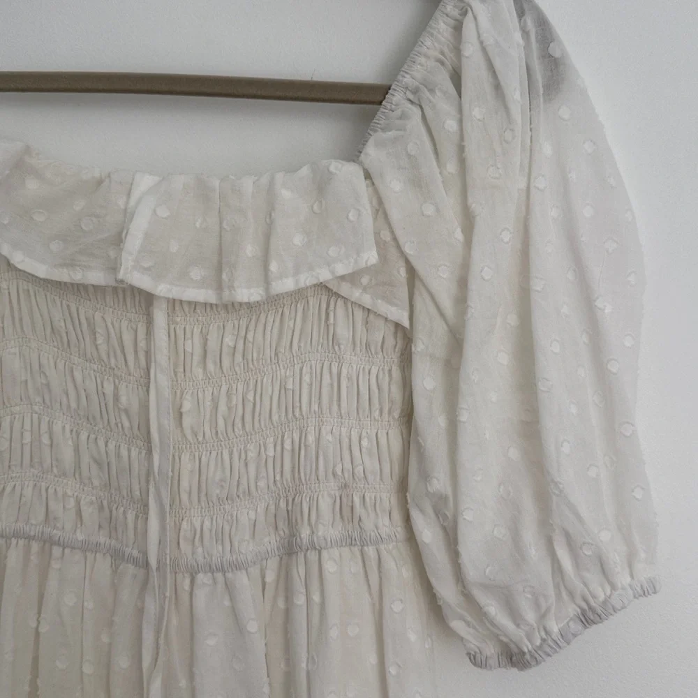 Women's white Ruffled Smocked Midi Dress size small - Picture 4 of 5
